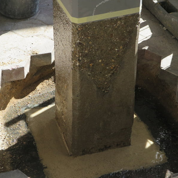 Betonpfeiler: Neuaufbau Schritt 1